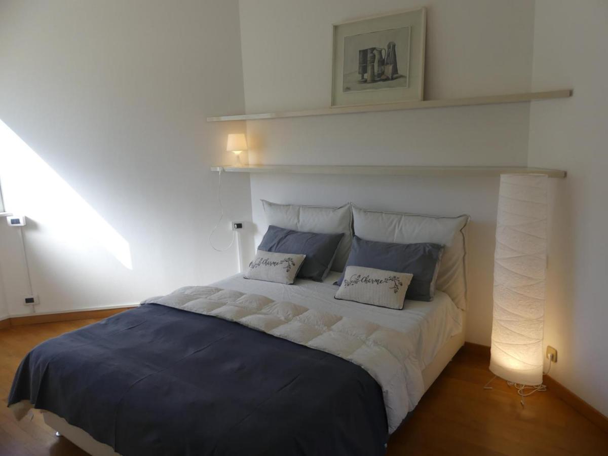Joivy Apartments By The Lake Como Eksteriør bilde