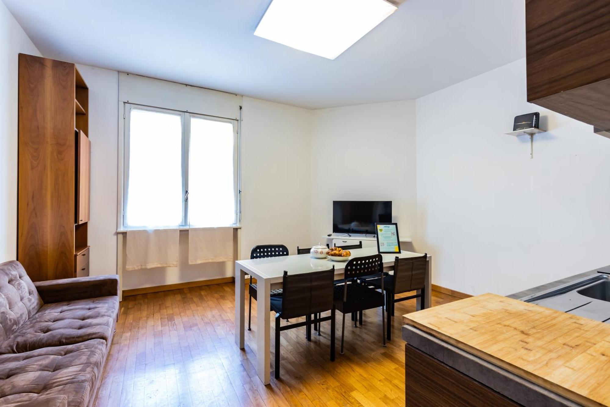 Joivy Apartments By The Lake Como Eksteriør bilde